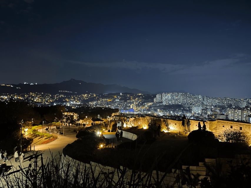 Seoul: Guided City Wall Sunset Hike with Korean Dinner - Why this evening feels different from standard Seoul sightseeing