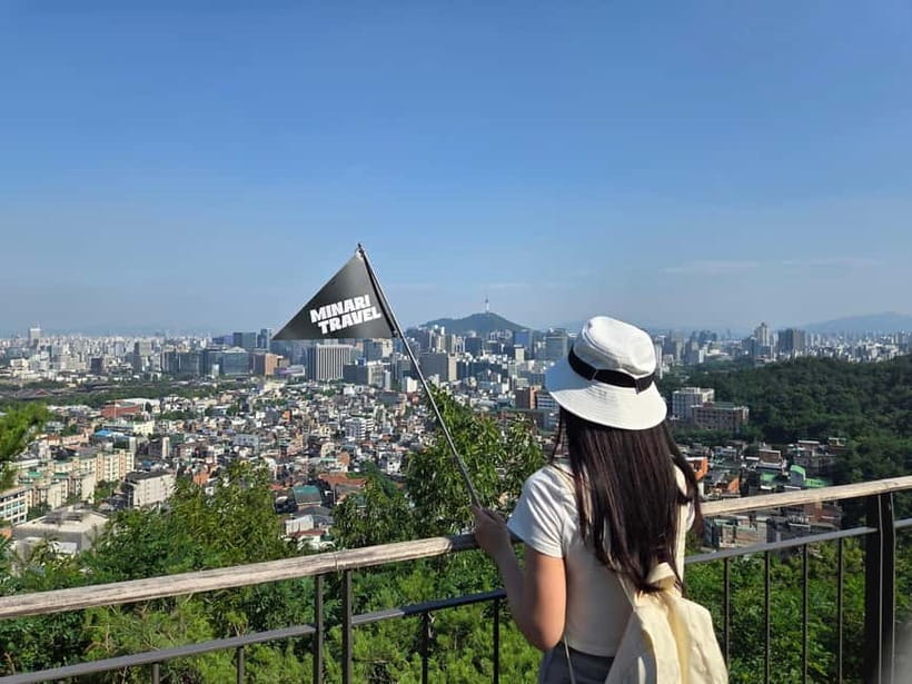 Seoul: Inwangsan Sunset Hike with Guide - Who should book this hike?