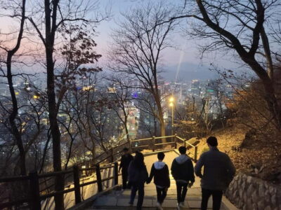 Seoul: Night Namsan Hiking with Hidden Gem Recommendations