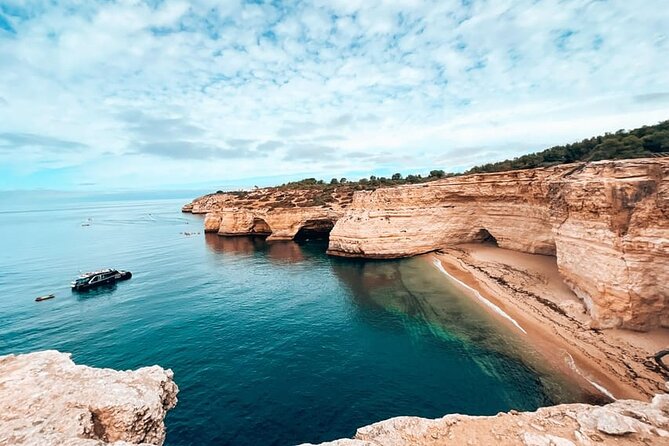 Seven Hanging Valleys Guided Hiking Tour from Albufeira - What the guide adds to a self-guided walk