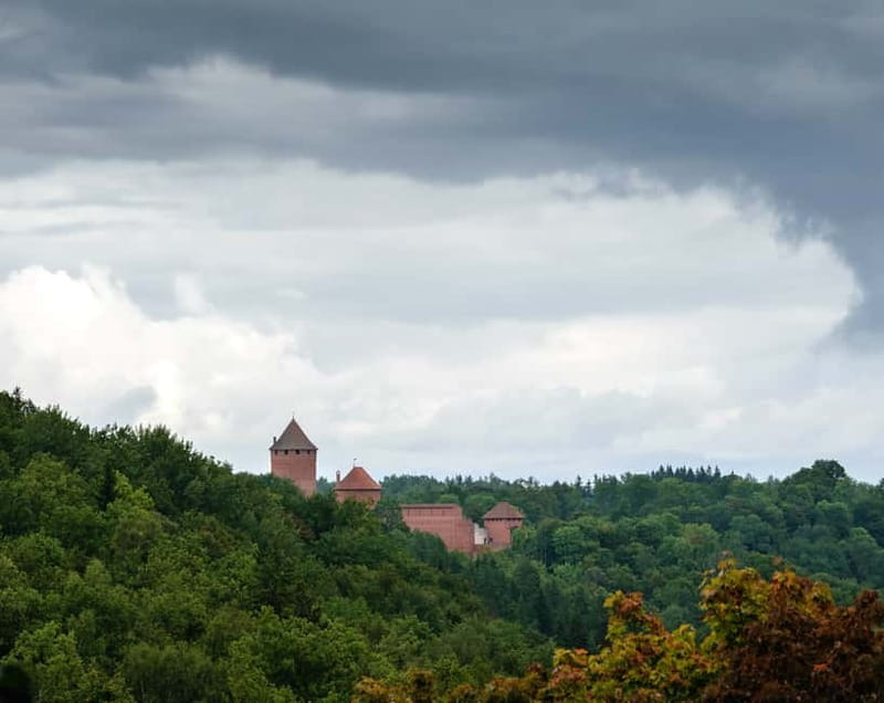 Sigulda Hiking Tour: A Day in the Switzerland of Latvia - Piķenes Cliff, Little Devil’s Cave, and Velnalas overlook