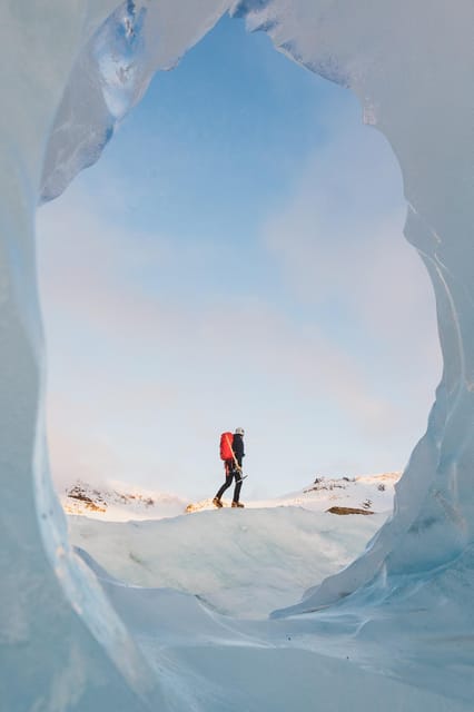 Skaftafell: Blue Ice Cave & Glacier Hike on Vatnajökull - Who should book this experience