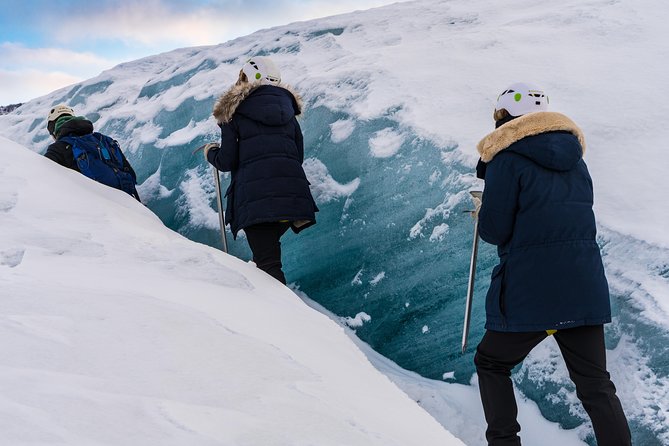 Skaftafell: Blue Ice Glacier Hike on Vatnajökull - Group size and guide quality