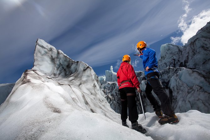 Skaftafell: Blue Ice Glacier Hike on Vatnajökull - From the Skaftafell hut to the glacier edge