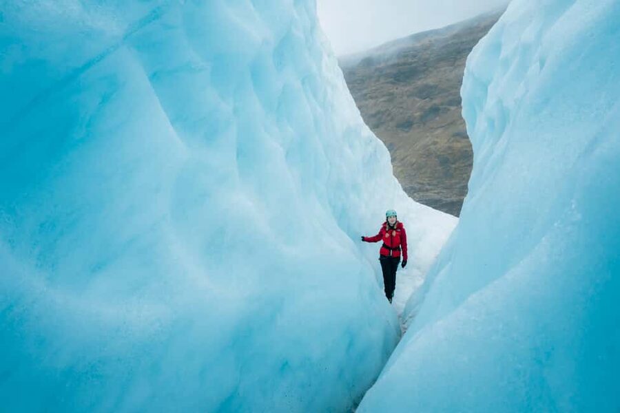 Skaftafell: Blue Ice Maze Glacier Hike on Vatnajökull - Three hours inside Falljökull’s blue ice