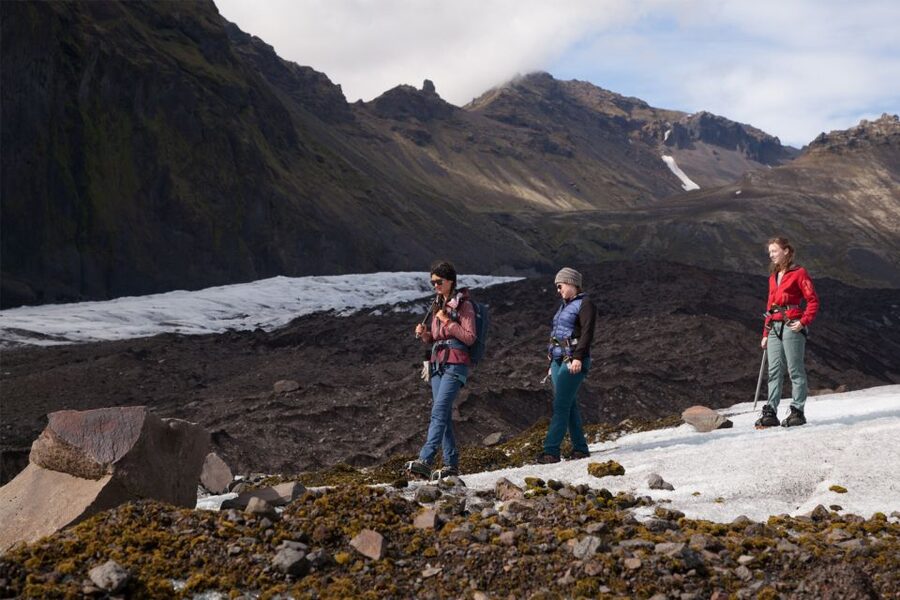 Skaftafell: Extra-Small Group Glacier Hike - Two hours among blue pools and crevasses