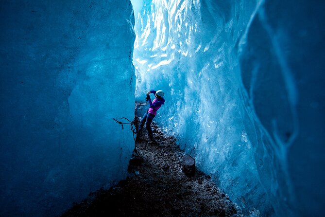 Skaftafell Ice Caving & Glacier Hike - Why the guides matter so much