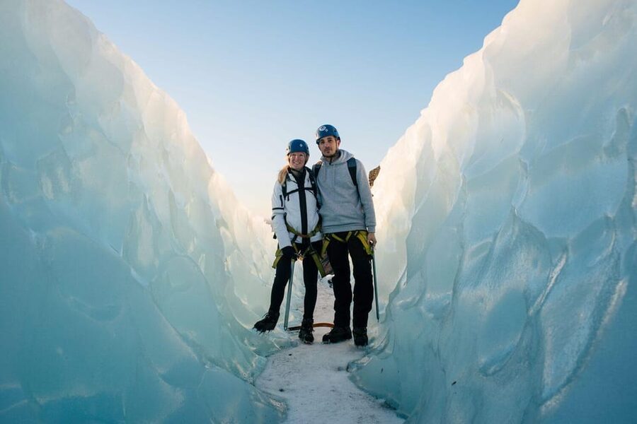Skaftafell: Small-Group Vatnajökull Glacier Hike (Moderate) - Who should book this Falljökull hike?