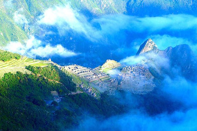 Small Group: 4-Day Inca Trail Trek to Machu Picchu - Day 4: Entering through the Sun Gate