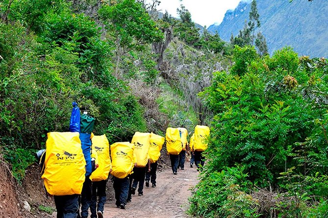 Small Group: 4-Day Inca Trail Trek to Machu Picchu - Guides, food, and the human side of the trek