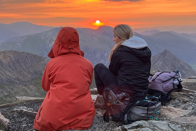Snowdon Sunrise Hike - The climb through Snowdonia National Park