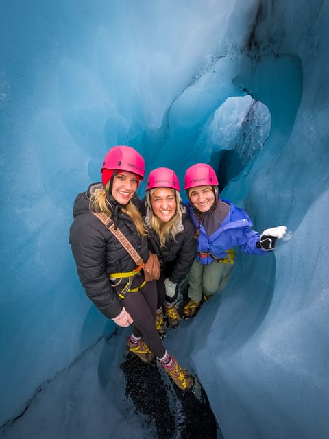 Sólheimajökull Glacier: Guided Hike with Equipment - The approach to the ice