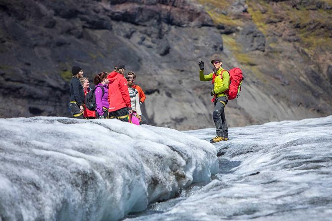Sólheimajökull Glacier Hike – Adventure in a Small Group - What the small group changes