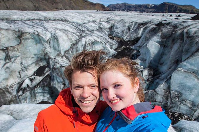 Sólheimajökull Glacier Hike – Adventure in a Small Group - The guides are central to the experience