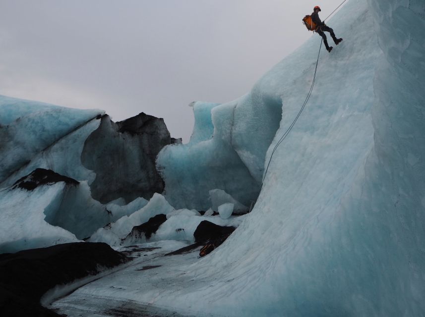 Sólheimajökull Ice Climb and Glacier Hike - Reaching Sólheimajökull and getting ready