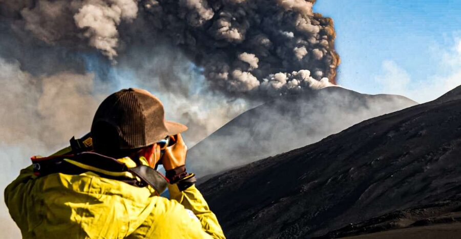 Special trekking on the most authentic and wild side of Etna - Starting at Chiosco Bar Mareneve