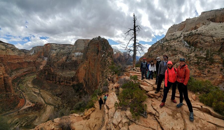Springdale: Angels Landing Summit Guided Hike with Permit - Key points to know before you book