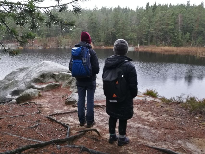Stockholm: Nature Hike with Campfire Lunch - Hiking beyond the marked paths