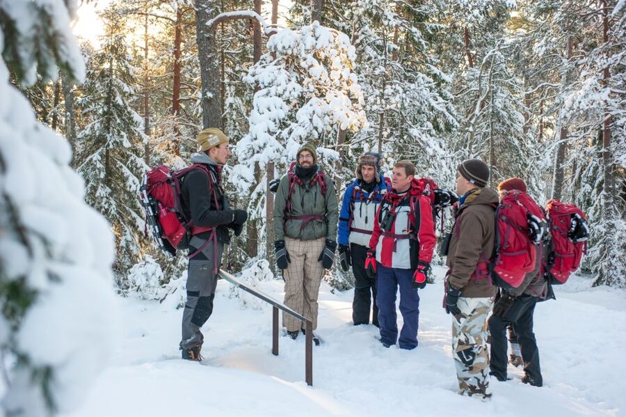 Stockholm: Winter Snowshoe Full-Day Hike - A campfire lunch in the middle of the day