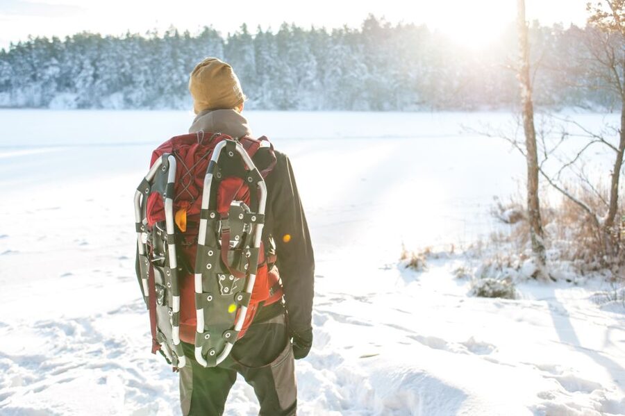 Stockholm: Winter Snowshoe Full-Day Hike - Returning to the trail after lunch