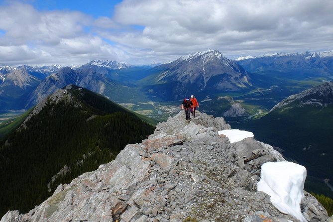 Sulphur Mountain Highline Trek in Banff - What the small group changes
