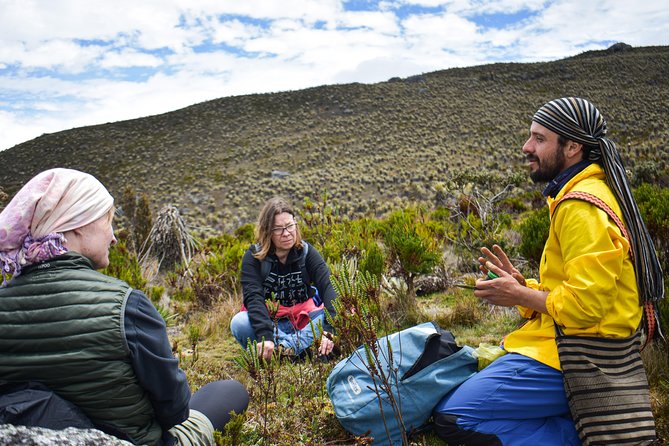 Sumapaz Páramo Private Hike Tour - Food, water, and the gear you need