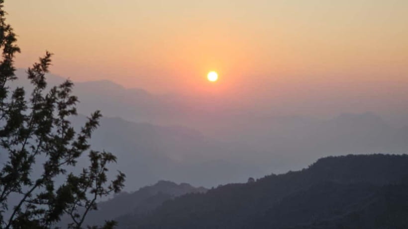 Sunrise Day Hike in Rishikesh - The downhill forest walk