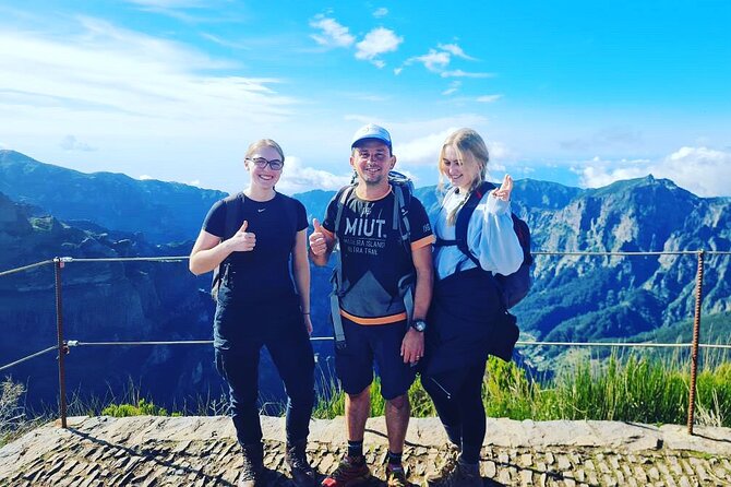 Sunrise & Hike : Pico do Areeiro to Pico Ruivo - Private Guided - What the private guide changes