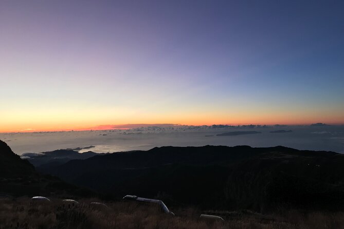 Sunrise & Hike : Pico do Areeiro to Pico Ruivo - Private Guided - Who should book this Madeira hike?
