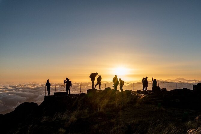 Sunrise Transfer To Pico Do Arieiro, Hike To Pico Ruivo & Return From Teixeira - Why this sunrise hike is worth an early alarm