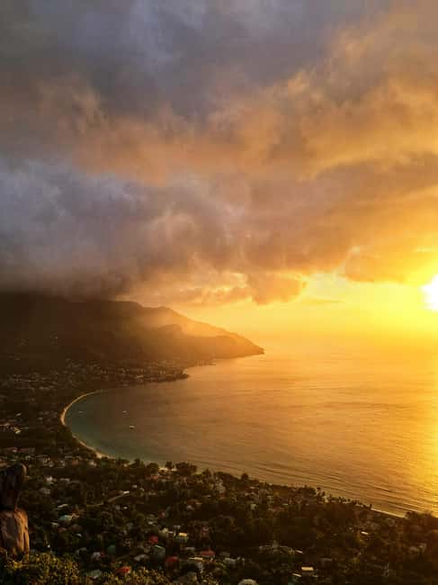 Sunset Explorer! Scenic Mountain Hike in Seychelles - Key points to know before you book
