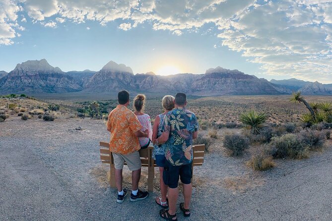 Sunset Hike and Photography Tour near Red Rock with Optional 7 Magic Mountains - Spring Mountain Ranch and the red sandstone views