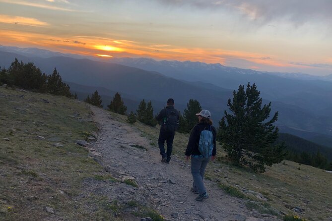 Sunset Hiking Tour in the Rocky Mountains near Denver - The drive past Dinosaur Ridge and Red Rocks