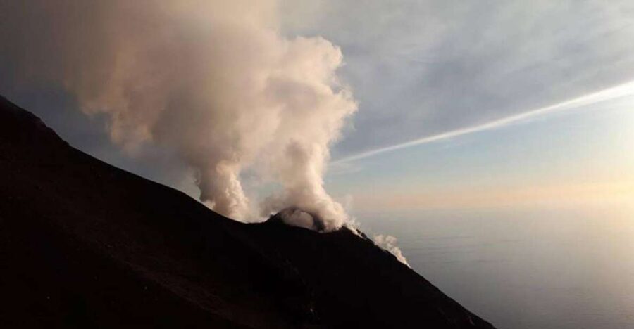 Sunset Trekking on vulcano Stromboli - Why Stromboli’s sunset is worth the uphill work
