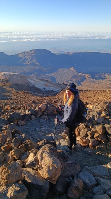 Tenerife: Teide Night Hike to Watch Sunrise and Shadow - The 30-minute tea and picnic break