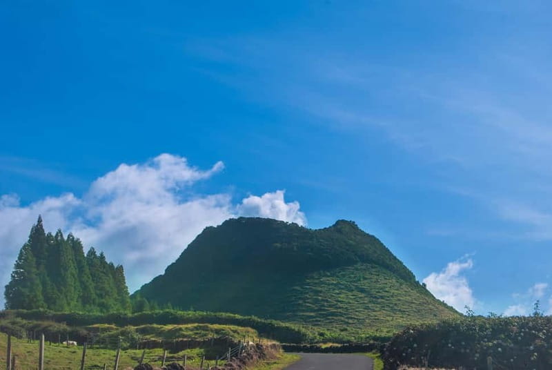 Terceira Island: Mistérios Negros Hike + Picnic + Biscoitos - FAQ