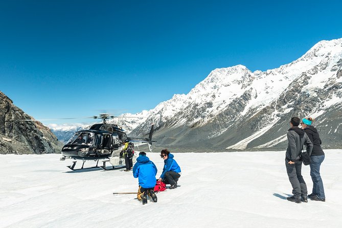 The Adventurer: Tasman Glacier Heli-hike - Starting at Mount Cook Airport