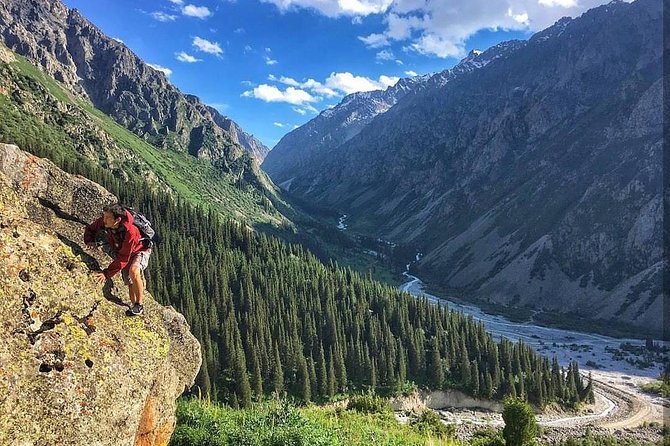 The hiking paradise Ala Archa National Park, 1 day - Key points to know before booking