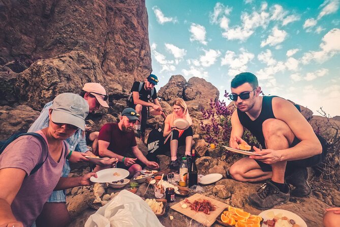 The Volcano Heart Tour: Hiking, Tasting and Sunset Experience - Sunset at Pico de Las Nieves is the payoff