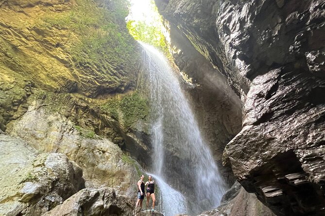 Trekking/rappelling waterfalls in Dominican Republic - Breakfast in Los Cacaos, with one important detail