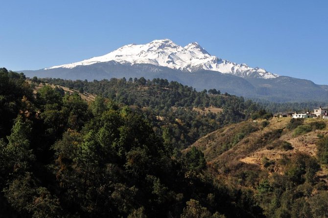 Trekking Through The Volcanoes - Key points to know before booking
