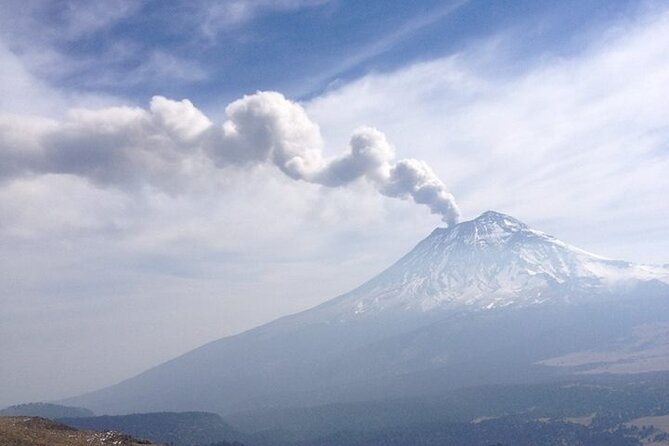 Trekking Through The Volcanoes - A Mexican lunch that earns its place