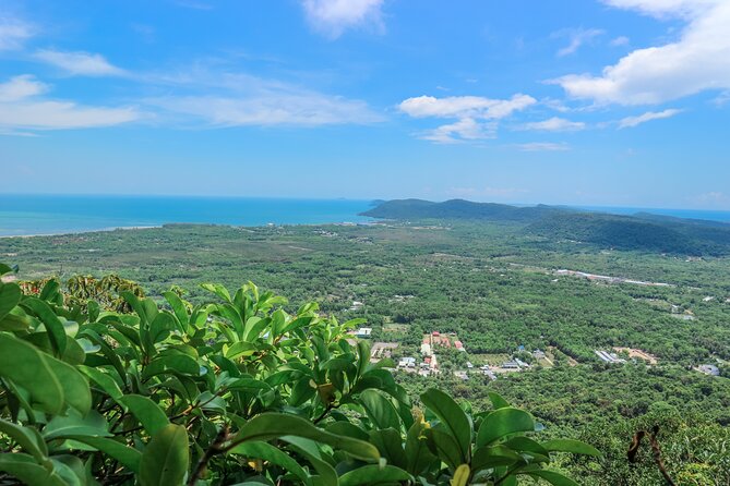 Trekking Tien Son Dinh Phu Quoc - Suoi Tranh Stream and the water stop