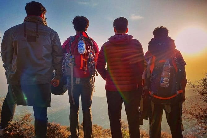 Triund Trek & Snow Line Trek - Why an overnight Triund trek works better