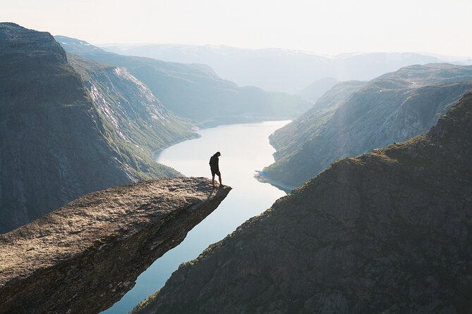 Trolltunga Classic Overnight Hike - Getting to the meeting point