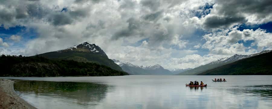 Ushuaia: Tierra del Fuego Trekking and Canoeing - Lunch inside a geodesic dome by the Lapataia River