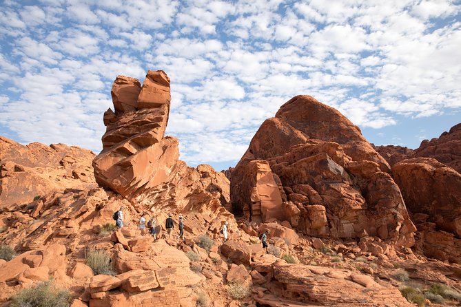 Valley of Fire Guided Hike from Las Vegas - How the guides shape the experience