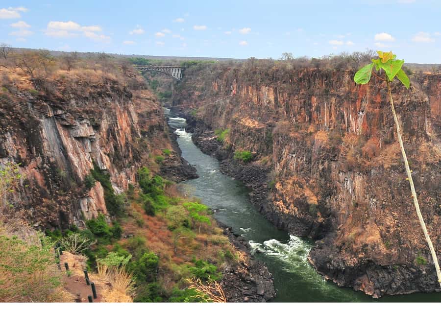 Victoria Falls Gorge Hike & Farm to Table Village Lunch - Walking down into the Batoka Gorge