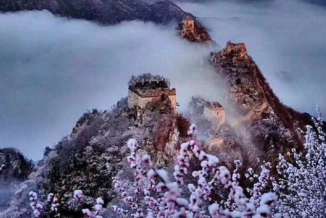 VIP Hiking Adventure Tour for Jiankou Great Wall - The 4 to 5 hour hike and descent