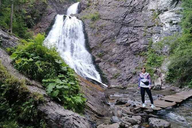 Vladeasa Peak and Bride's Waterfall Day Hike - The day in a few useful points